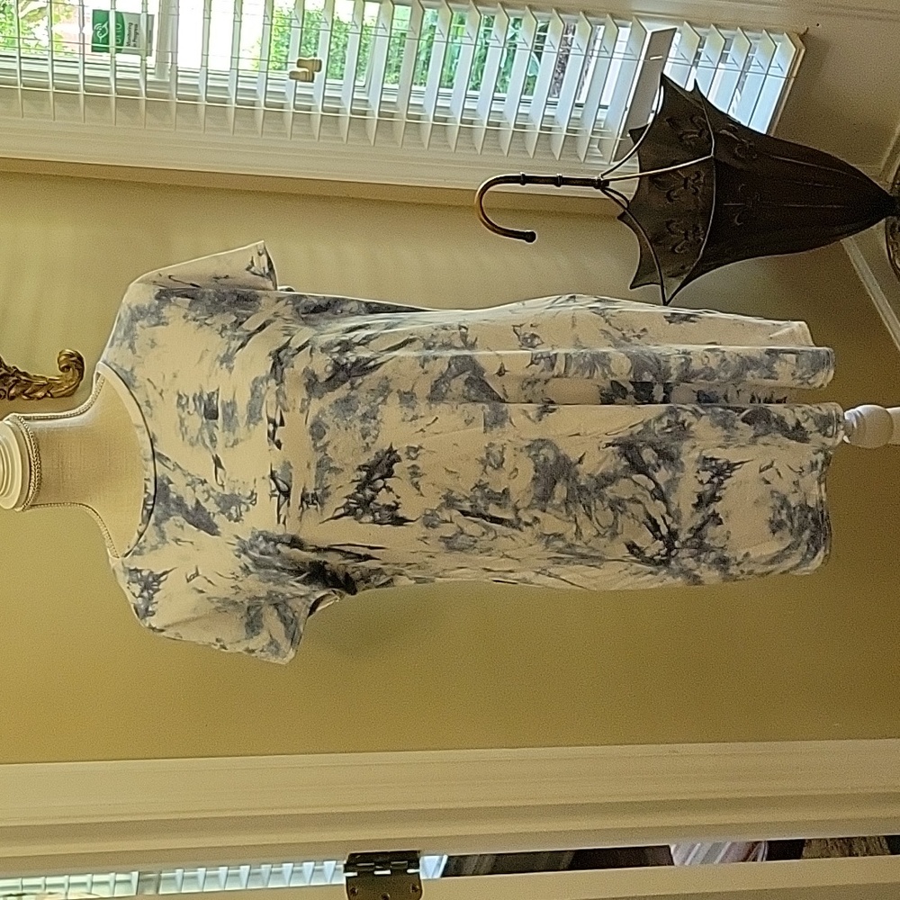 New Directions Studio blue white tie dye   cap sleeve Tshirt dress round Neck L…